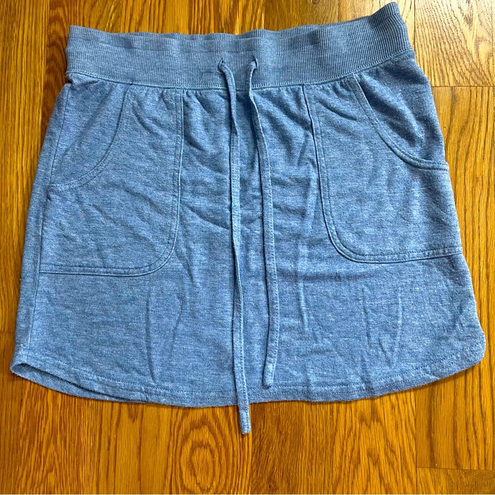 Balance Collection golf mini skirt light blue size small